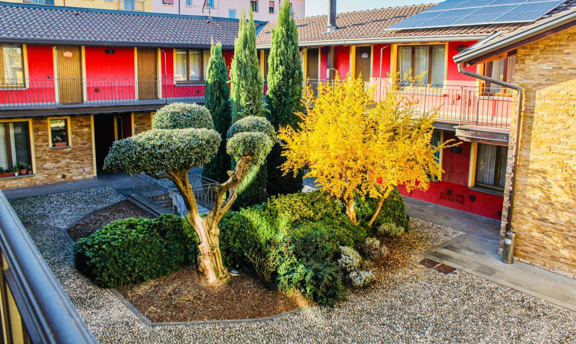 Bergamo Easy Airport Private Parking Apartment Exterior photo
